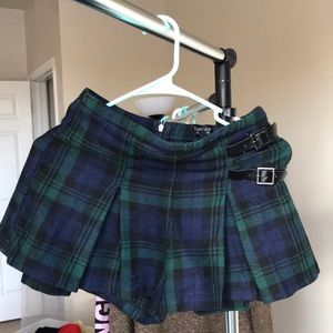 Top shop-Skirt Style- shorts
